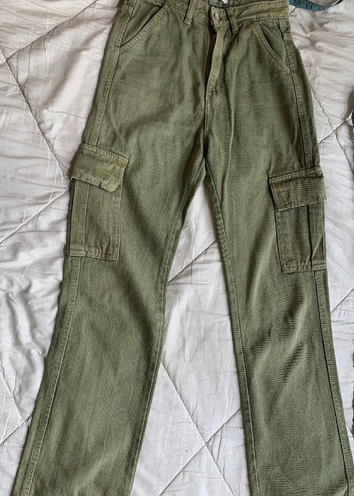 Berksha Green Cargos