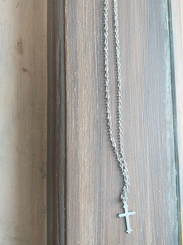 Aesthetic Silver Cross Chain