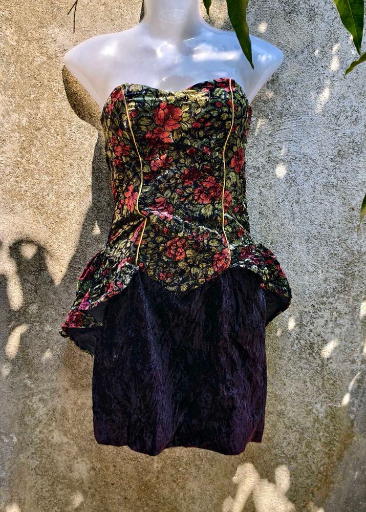 DAMM GORGEOUS BODYCON