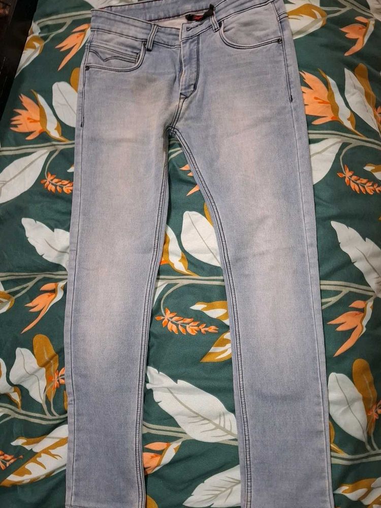 Light Wash Slim Fit Jeans