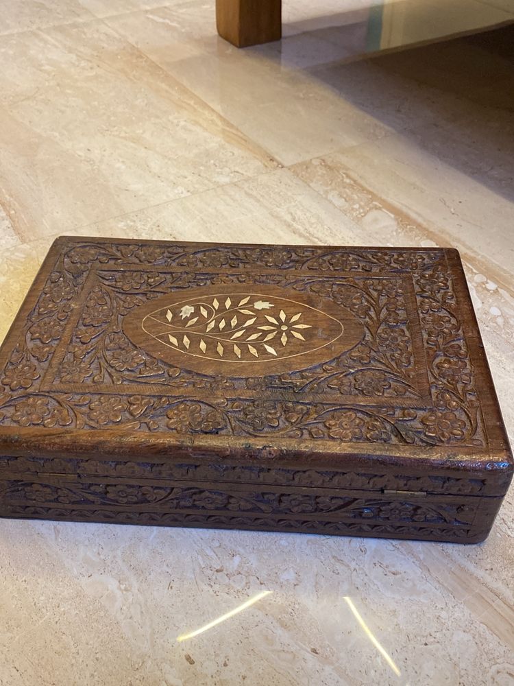 Jwel Box