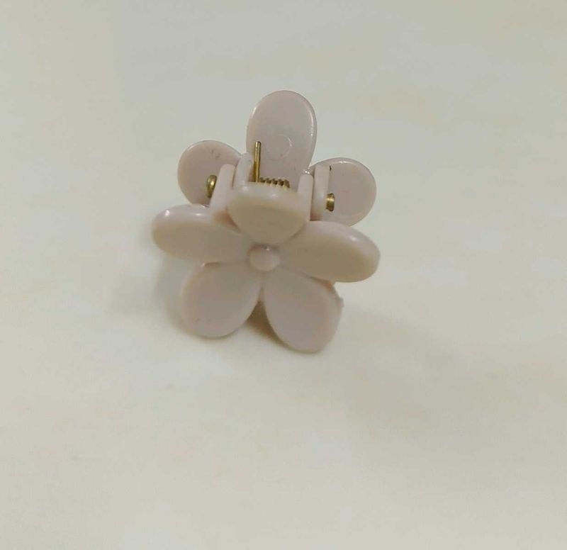 Flower Hair Claw Clip