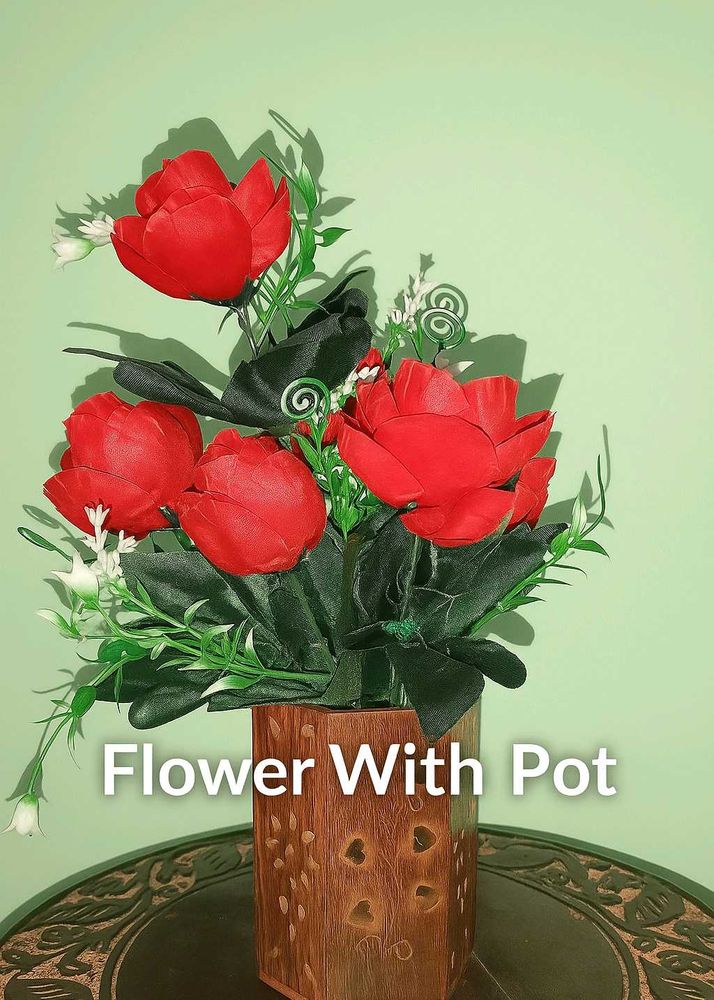 Red Rose Arrangement With Wooden Pot