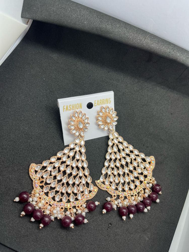 Light Weight Hanging Earring