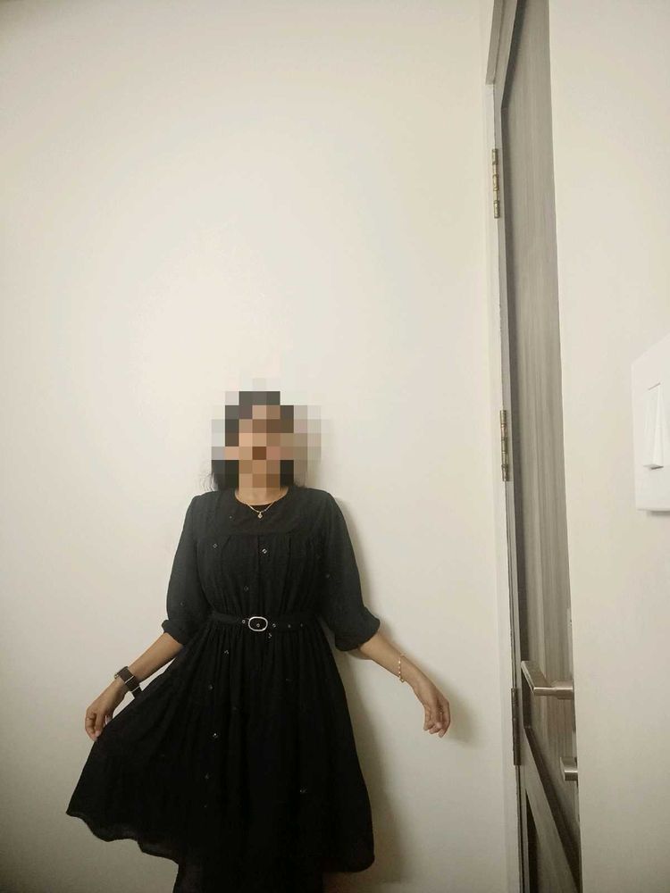 📸charcoal-black midi dress🖤⚡