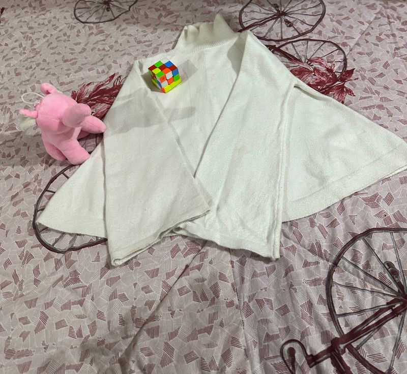 White Woollen Top Used