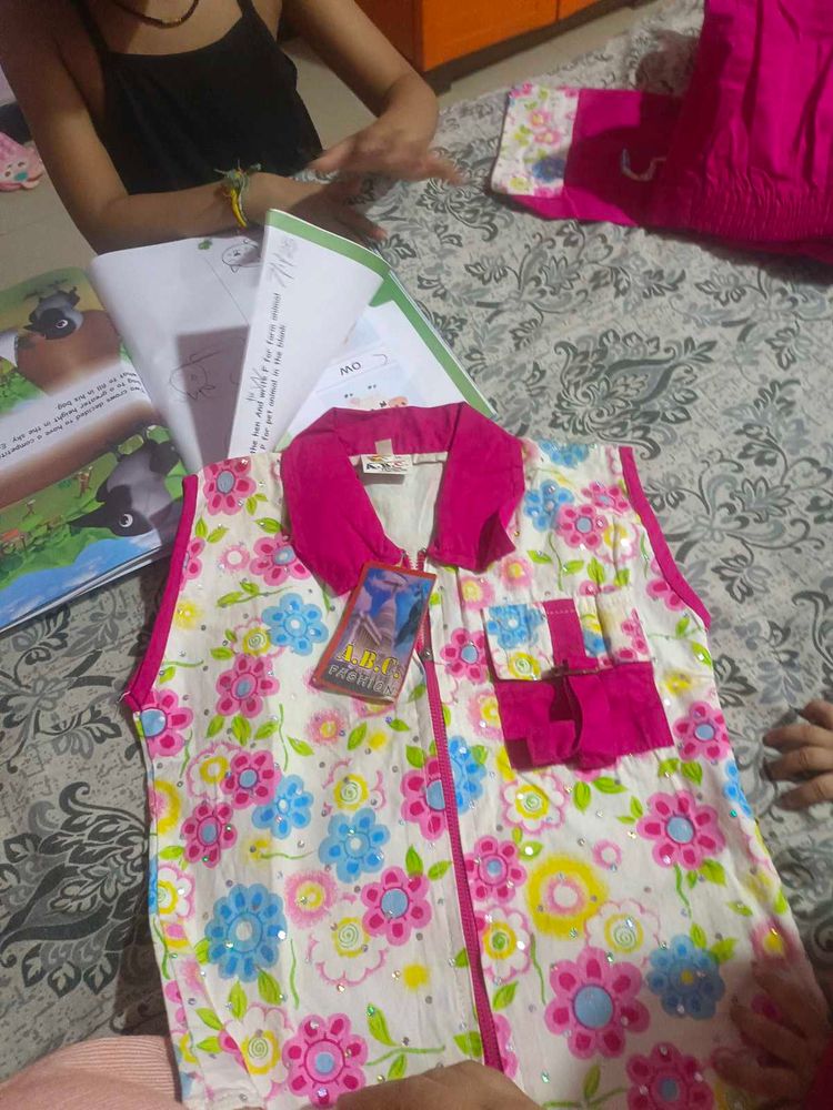 Floral Top with plazoo