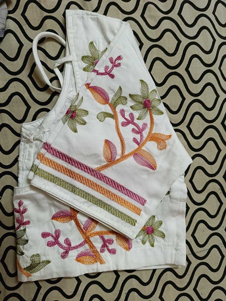 NEW COTTON BLOUSE