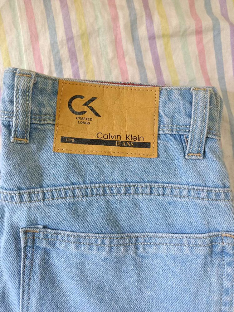 CALVIN KLEIN JEANS