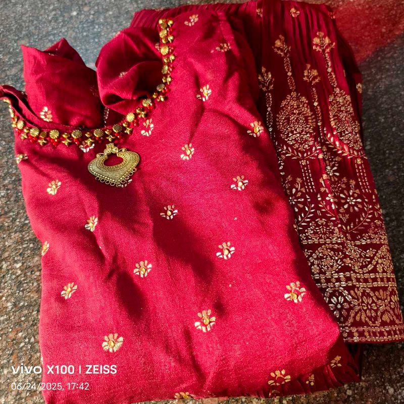 Embroidered Kurta Set