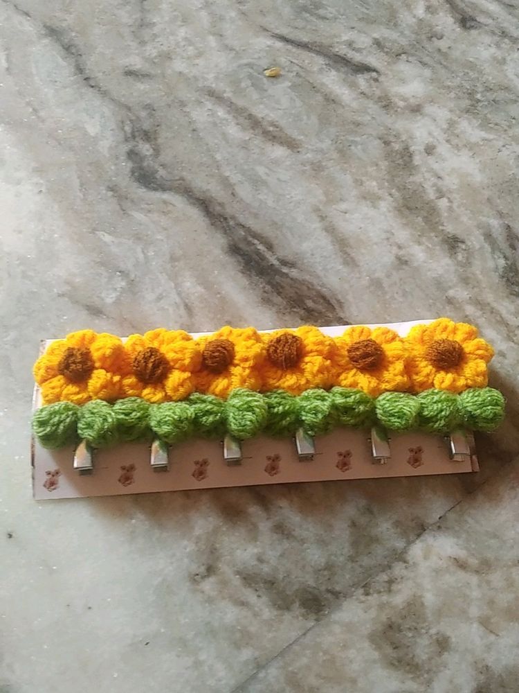 Sunflower Clip