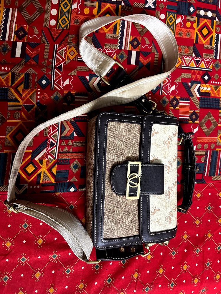 Stylish Crossbody Bag