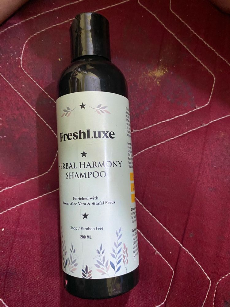 Fresh luxe Herbal Harmony Shampoo