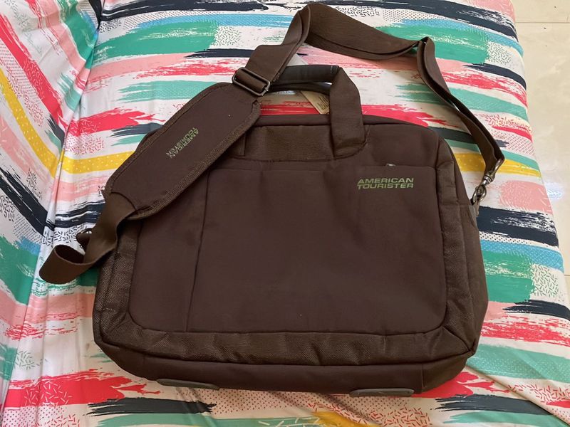 American Tourister Laptop Bag
