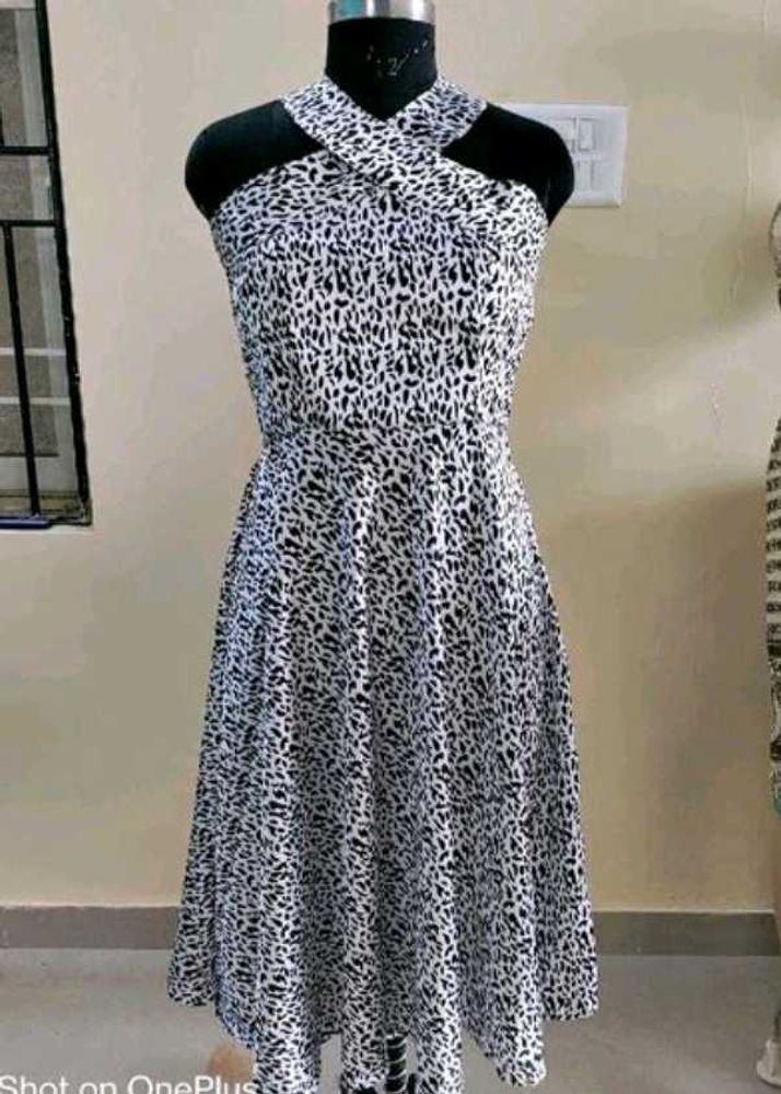 Chic Animal Print Dress