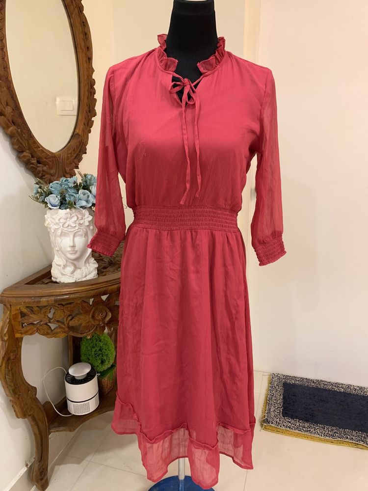 Chic Red Midi Dress