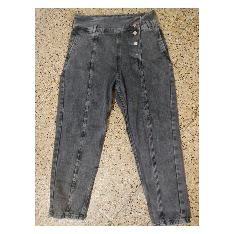 Tokyo Talkies Mom Fit Jeans (34 Waist)