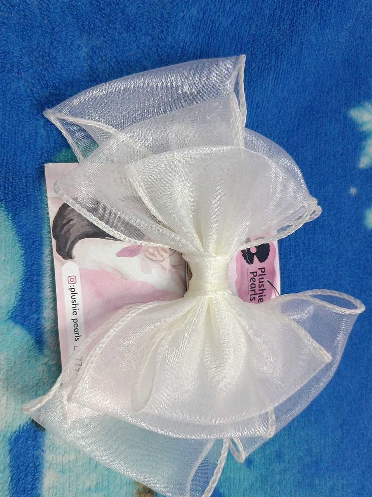 White Hair Bow