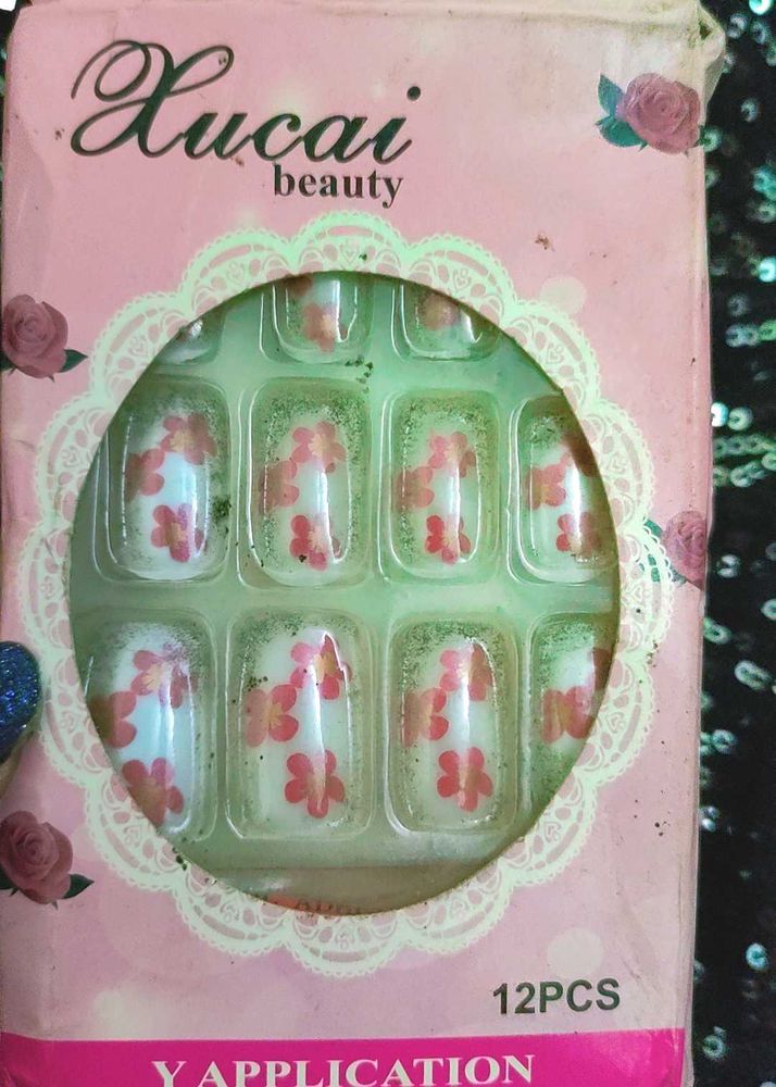 Stick On Reusable Nails
