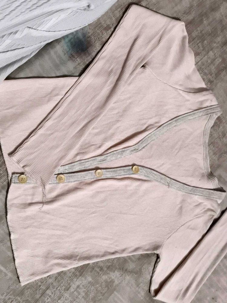 Cute Peach Color Top With Long Sleeves