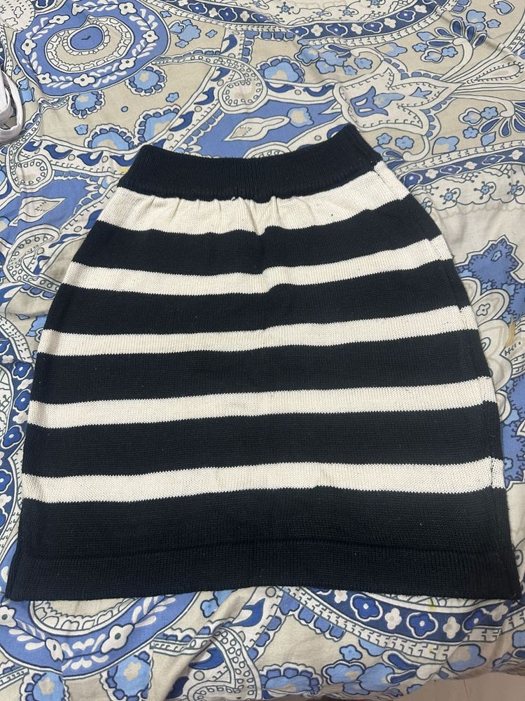 Striped Knit Skirt