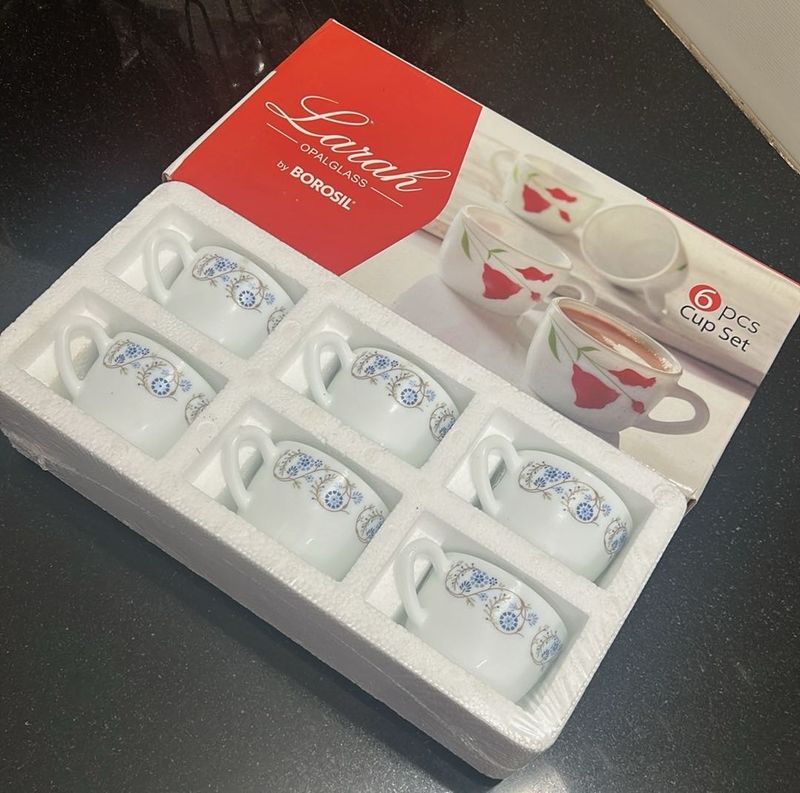Larah by Borosil Cup Set (6 Piece)- New