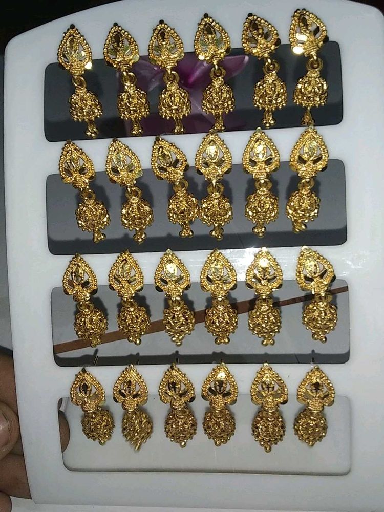 Beautiful Set Of Jhumka