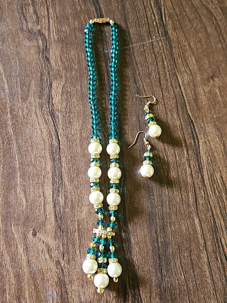 Crystal Neckpiece
