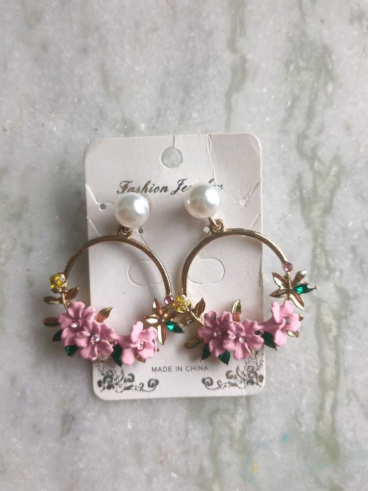 Pearl And Matte Flower Earrings 💗💗🌸
