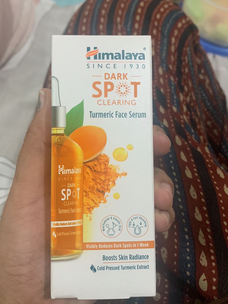 Himalaya Dark Spot Clearing Turmeric Serum