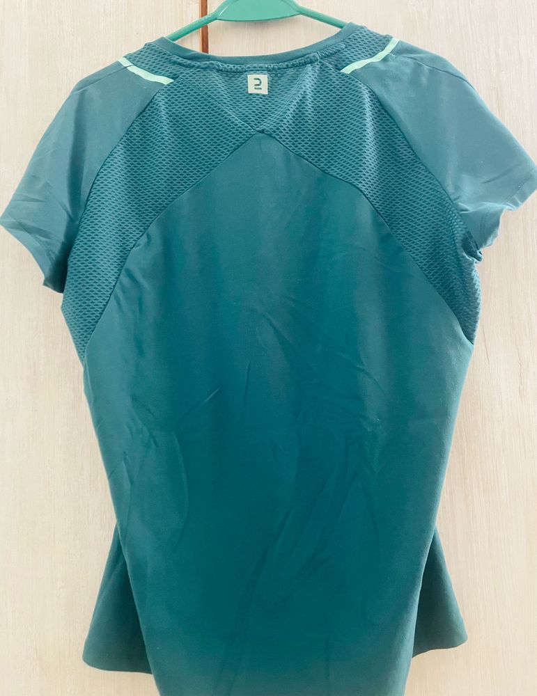 M Size Decathlon Active Wear.