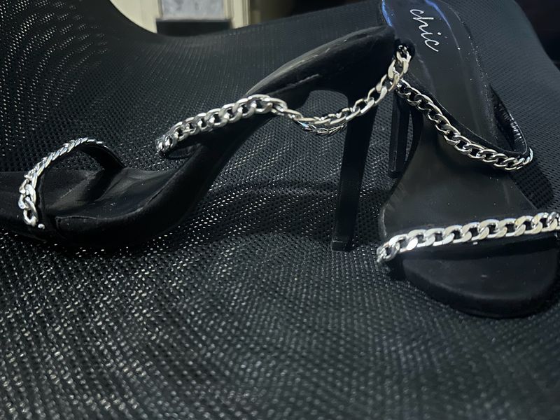 Black Chain Detail Heels