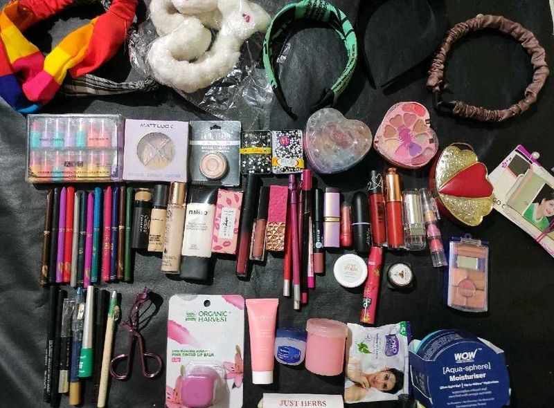 2 Products With 3 Freebies