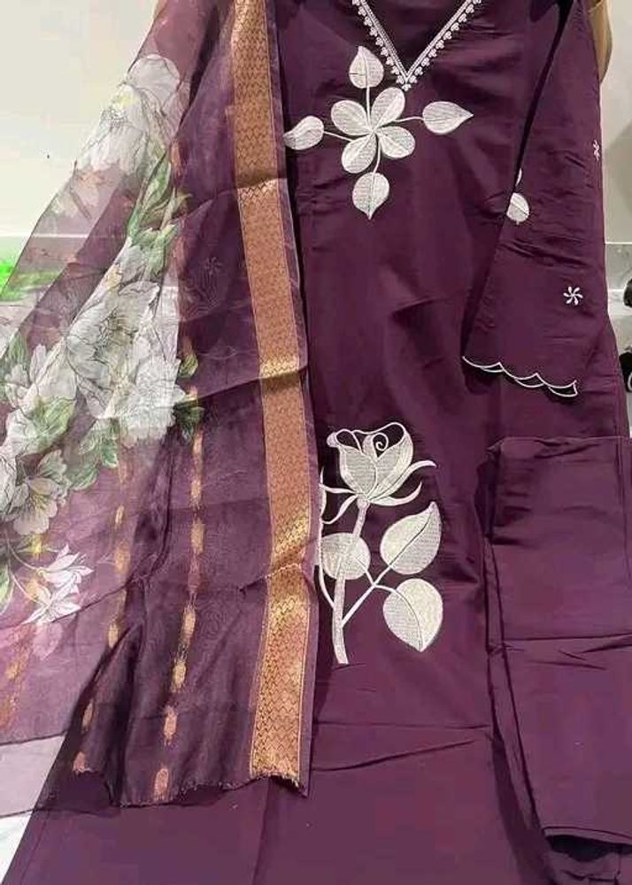 Elegant Embroidered Kurta Set