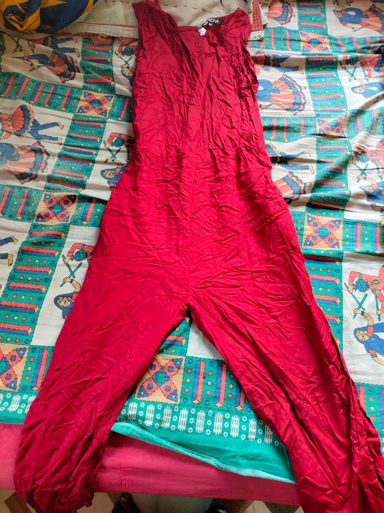 Mehroon Colour Jumpsuit For Teenage Girls.