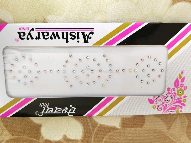 Aishwarya Bindi - Forehead Stickers