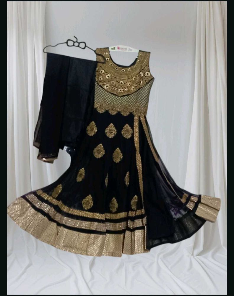 Anarkali Suit Like Festival In Wedding
