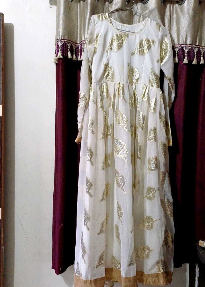 M Size Gown For Girls