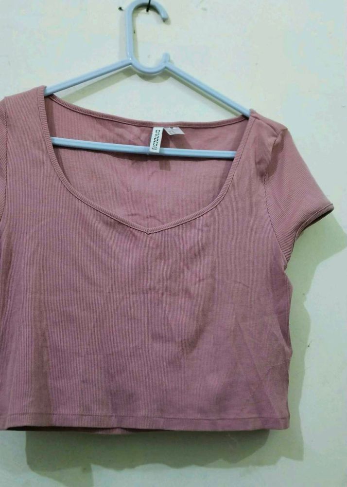 H&amp;M Divided Pink Ribbed Crop Top