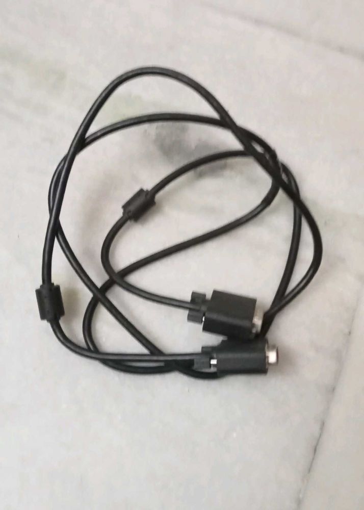 2 VGA CABLE NEW AND ORIGINAL