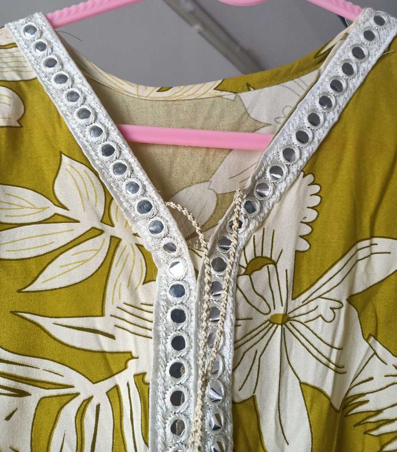 Floral Print Mirror Embellished Top