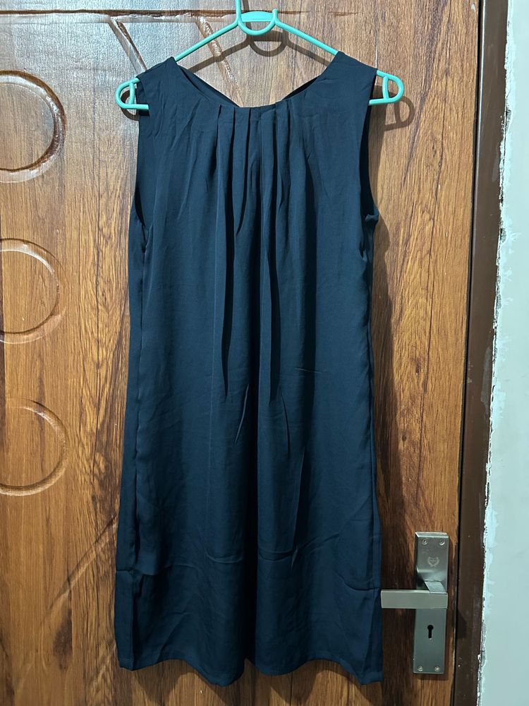 Elegant dark navy blue Dress