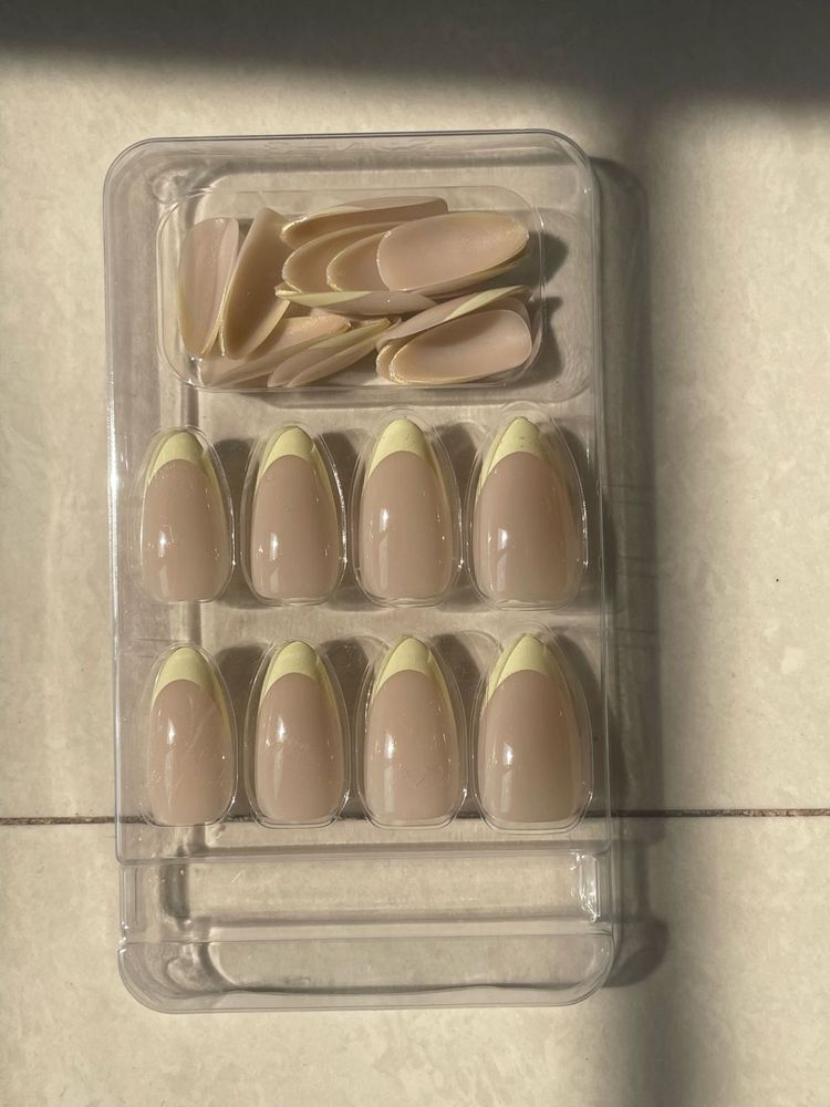 French Tip Press-On Nails