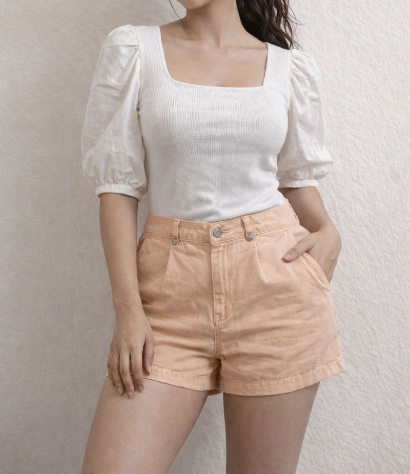 rs 299 combo top and shorts