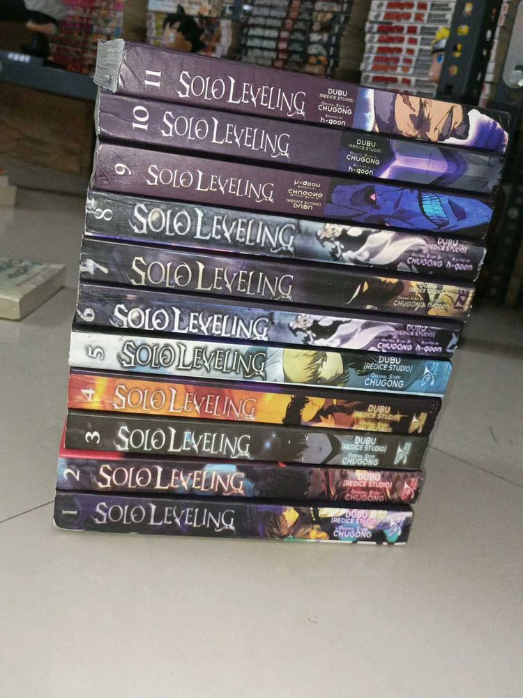 Solo Leveling Manga Set