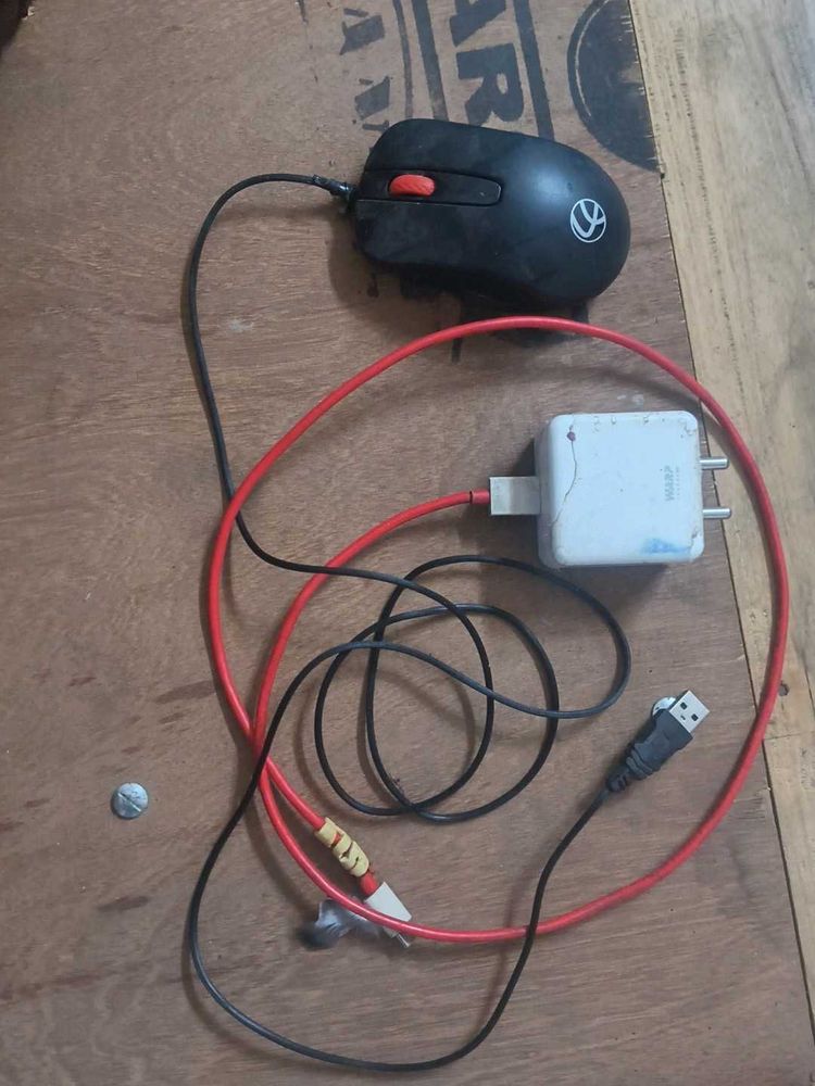 Electronics Bundle - Mouse, Charger, Earphones