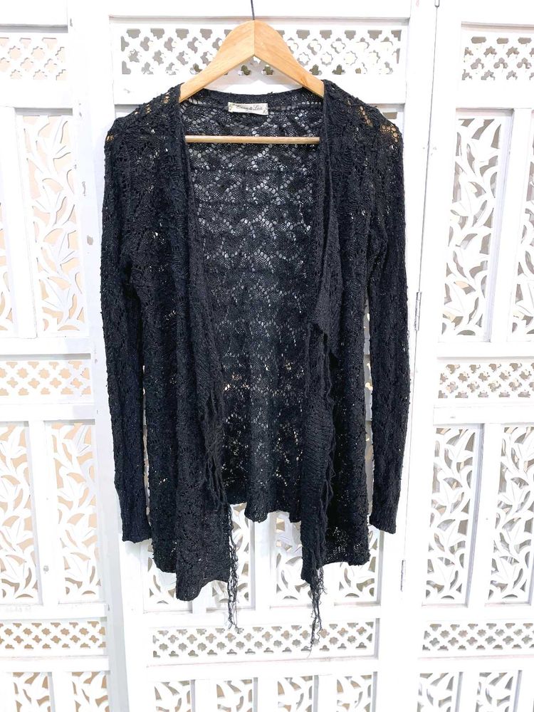 Chic Black Laced Open Front Cardigan B
