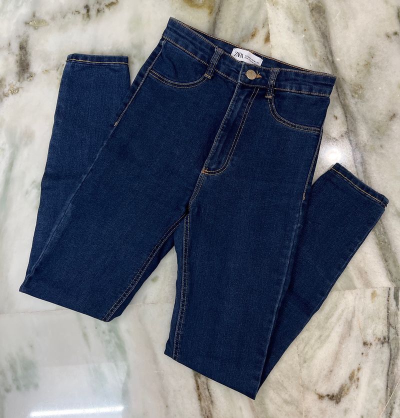 Zara HIGH RISE Skinny Jegging Jeans Size EUR 34