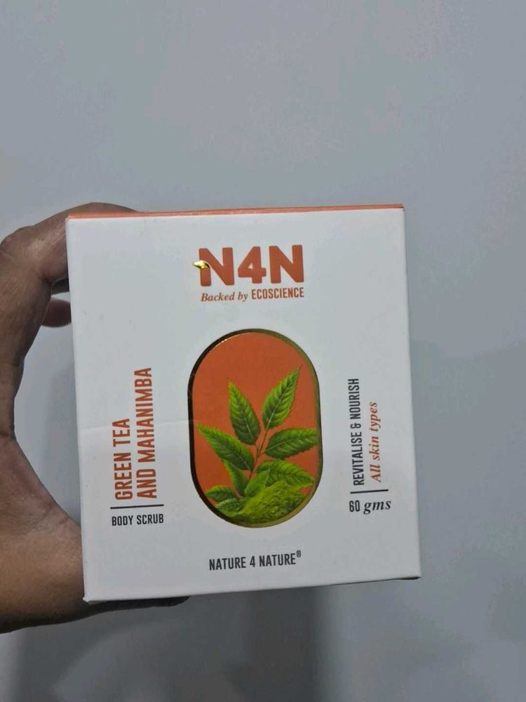 N4N Body Scrub
