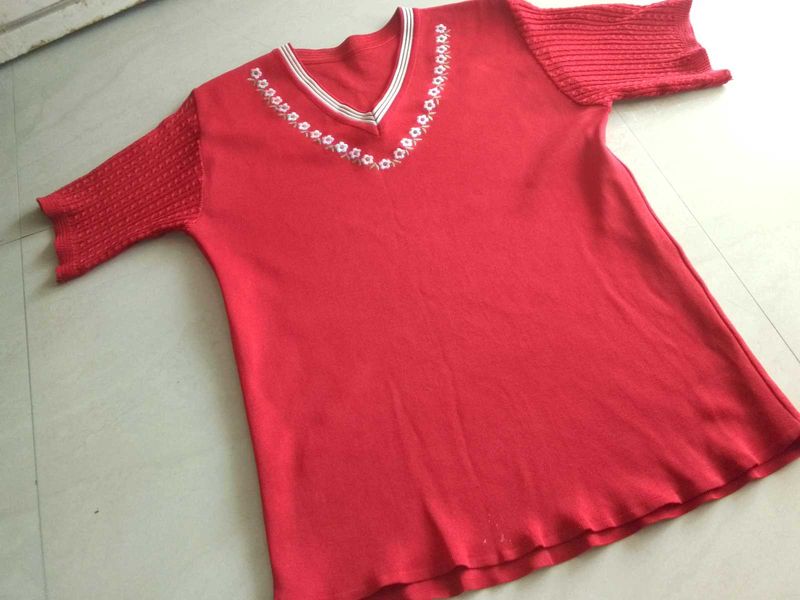 Stylish Red Knitted V-Neck T-Shirt – Gently Used